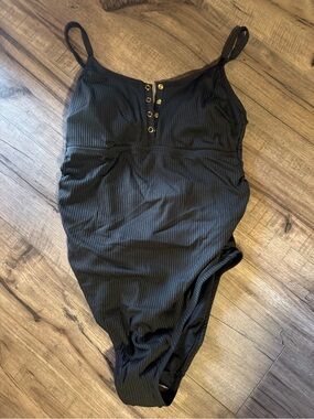 Cupshe Black Ribbed Bandeau One-Piece with Gold Buttons